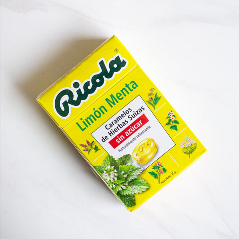 Caramelo sin azúcar Limon Menta Ricola 45 grs